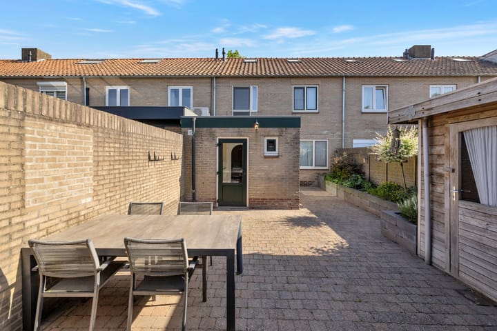 Foto 35 van Sperwerstraat 5