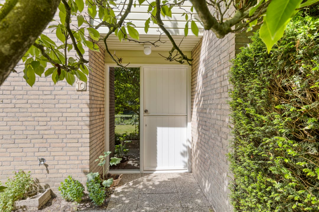 Foto 7 van Mercury 10