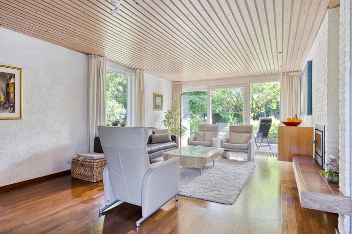 Foto 12 van Mercury 10