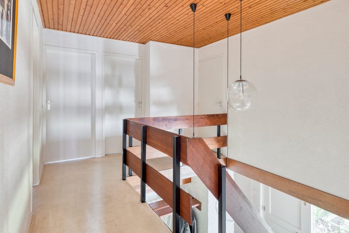 Foto 26 van Mercury 10