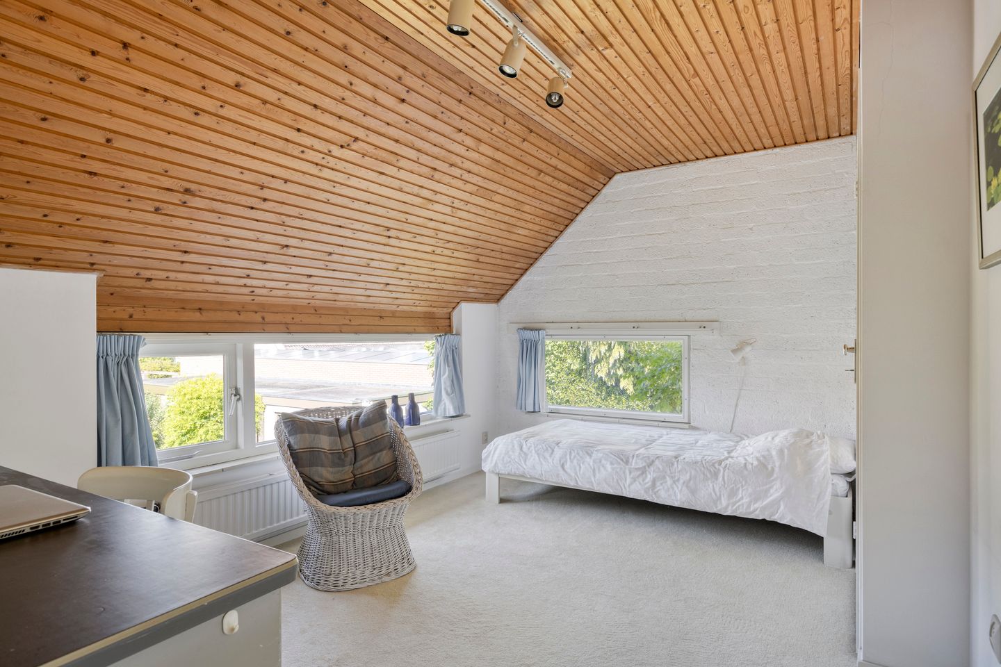 Foto 29 van Mercury 10