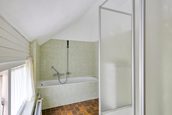 Foto 34 van Mercury 10