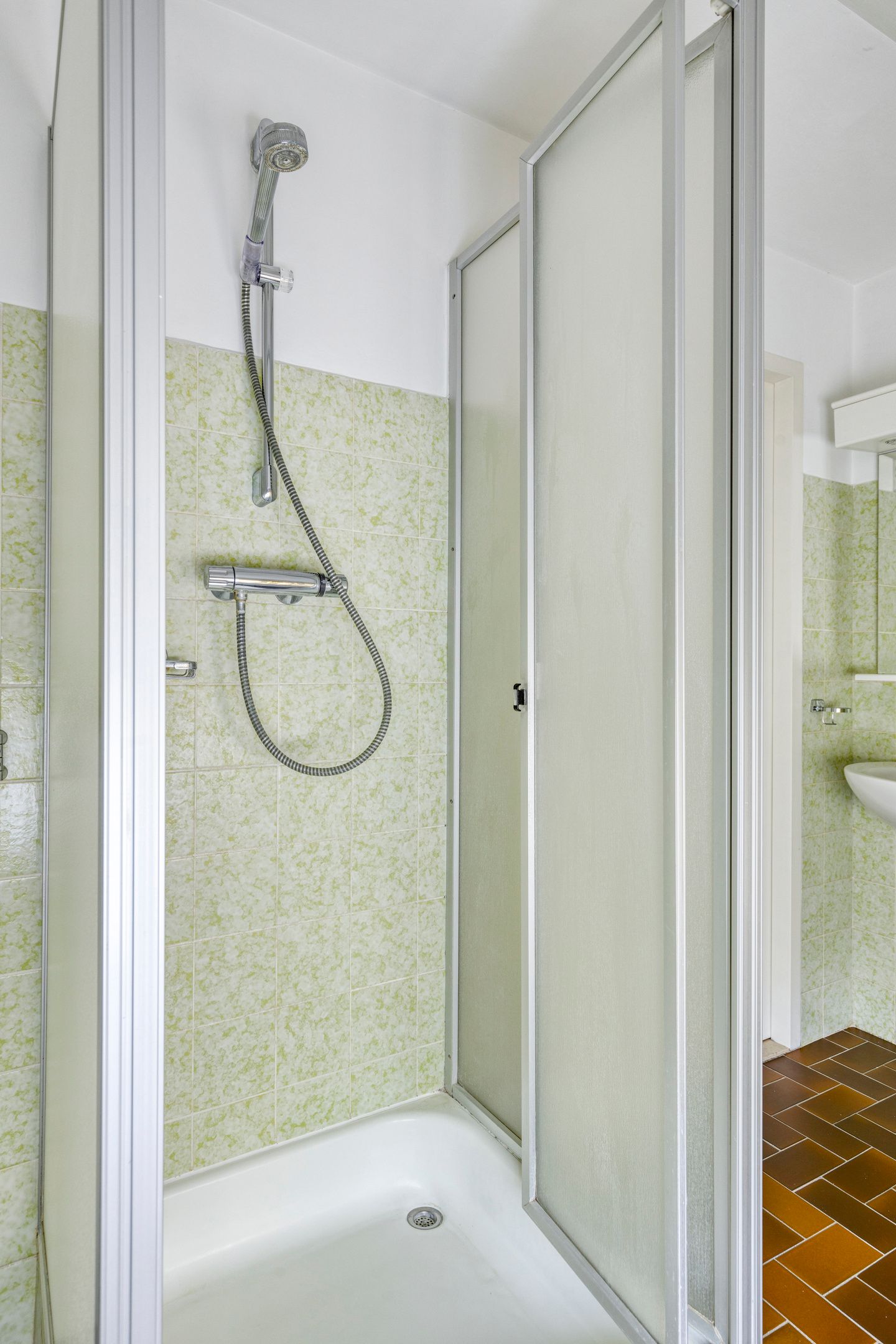 Foto 36 van Mercury 10