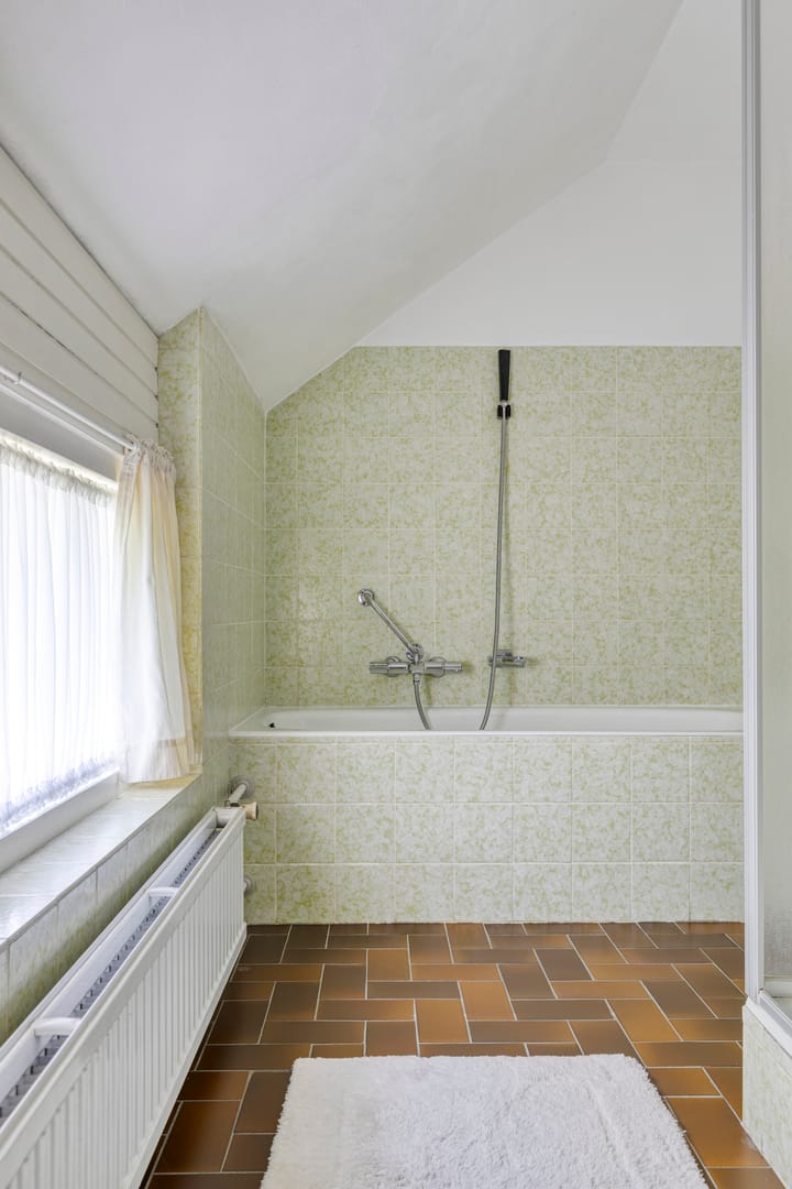 Foto 37 van Mercury 10