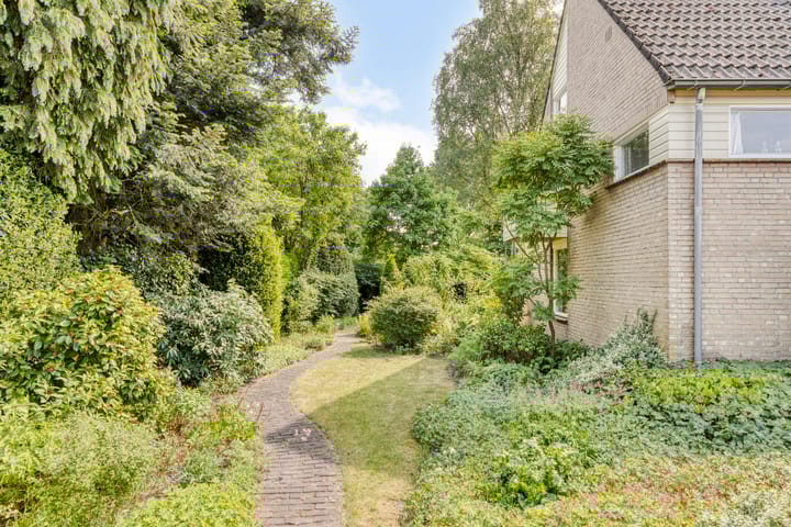 Foto 44 van Mercury 10