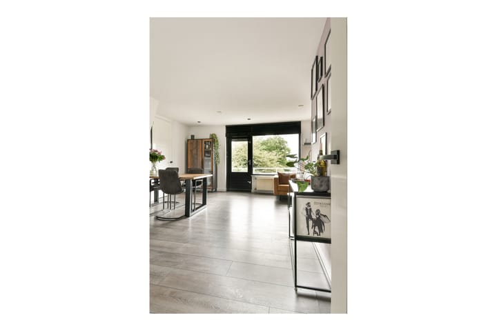 Foto 12 van Julianalaan 53