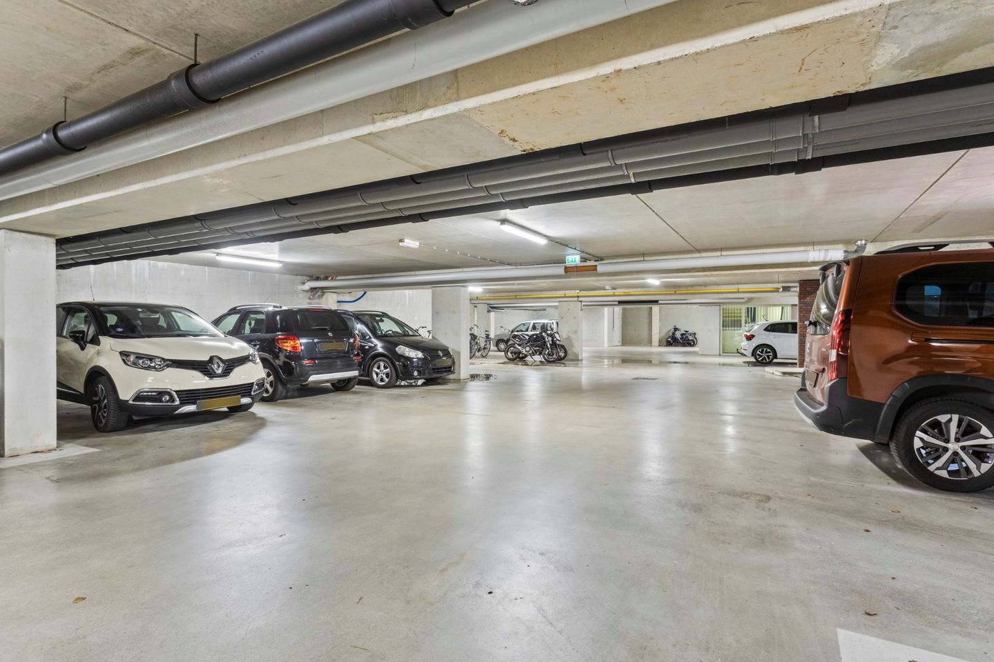 Foto 25 van Burgemeester Wijnenstraat 6