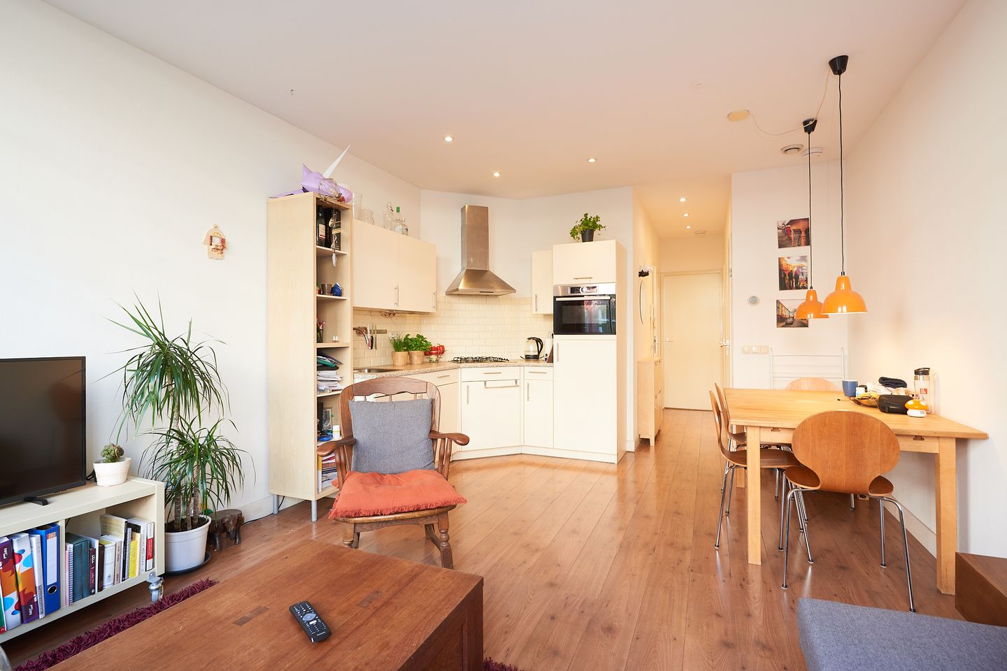 Foto 5 van Van Hogendorpstraat 143-1