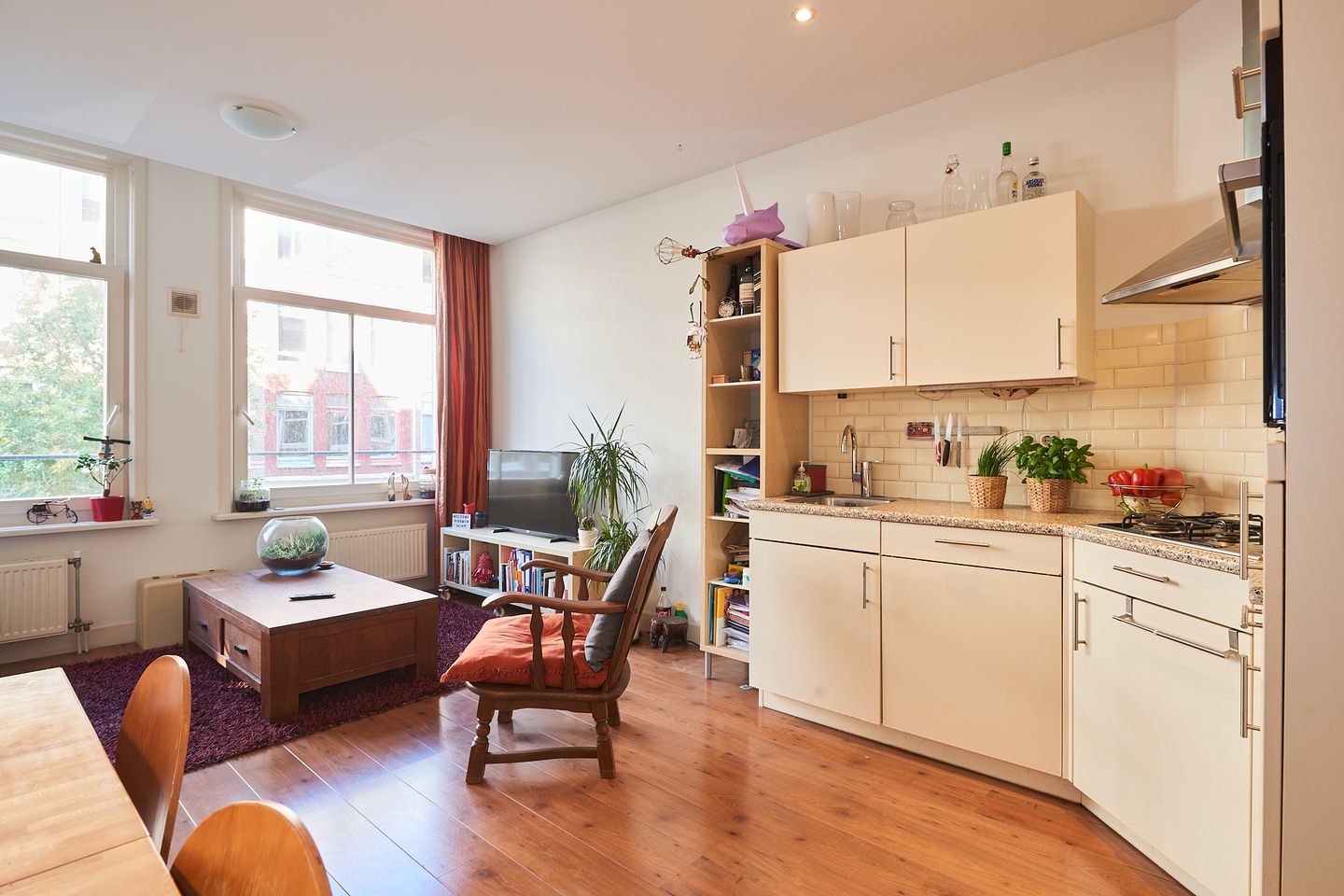 Foto 10 van Van Hogendorpstraat 143-1