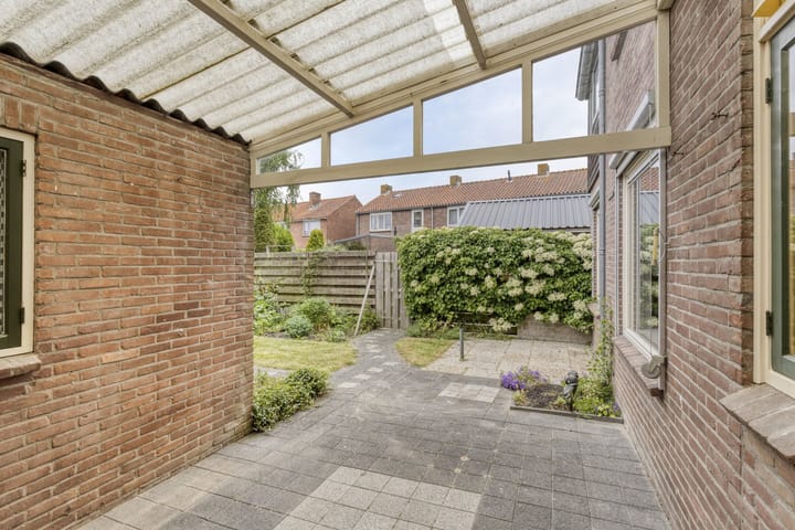 Foto 9 van Vroonstraat 12