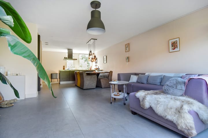 Photo 8 of Marga Klompéstraat 41