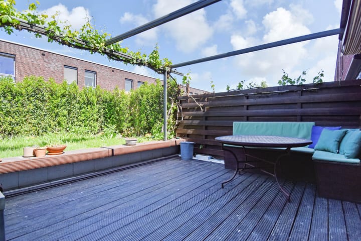 Photo 18 of Marga Klompéstraat 41