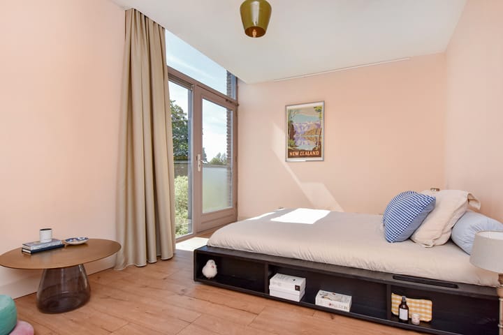 Photo 25 of Marga Klompéstraat 41