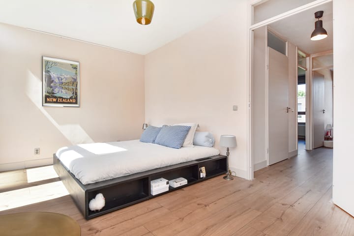 Photo 26 of Marga Klompéstraat 41