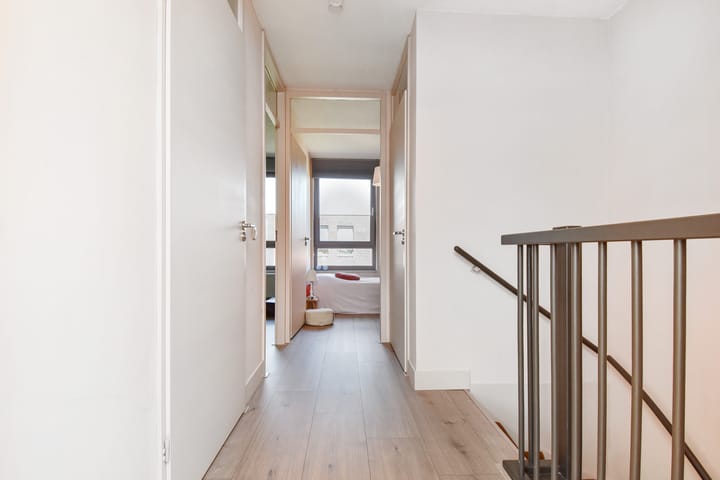 Photo 27 of Marga Klompéstraat 41