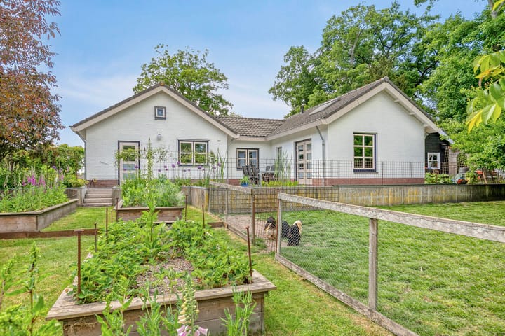 Foto 32 van Dorpsstraat 4