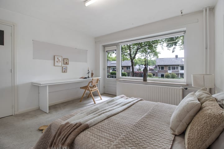 Foto 21 van Burg. Verwielstraat 99