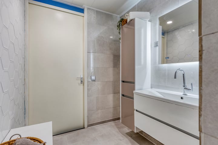 Foto 12 van Dedemsvaartweg 558