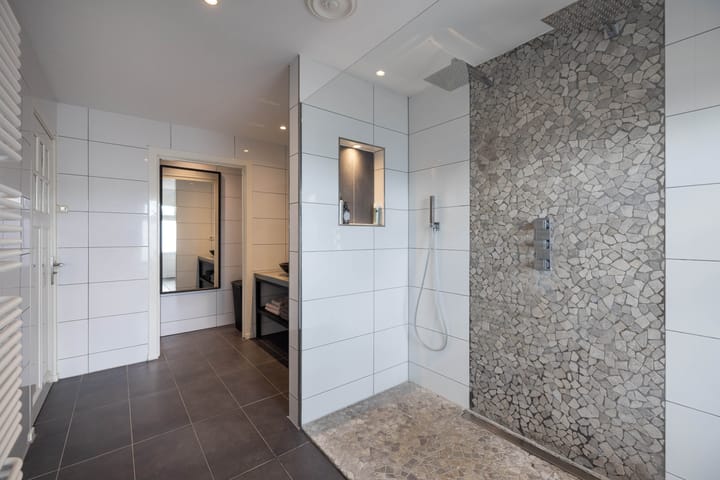 Photo 19 of Bongertsweg 12