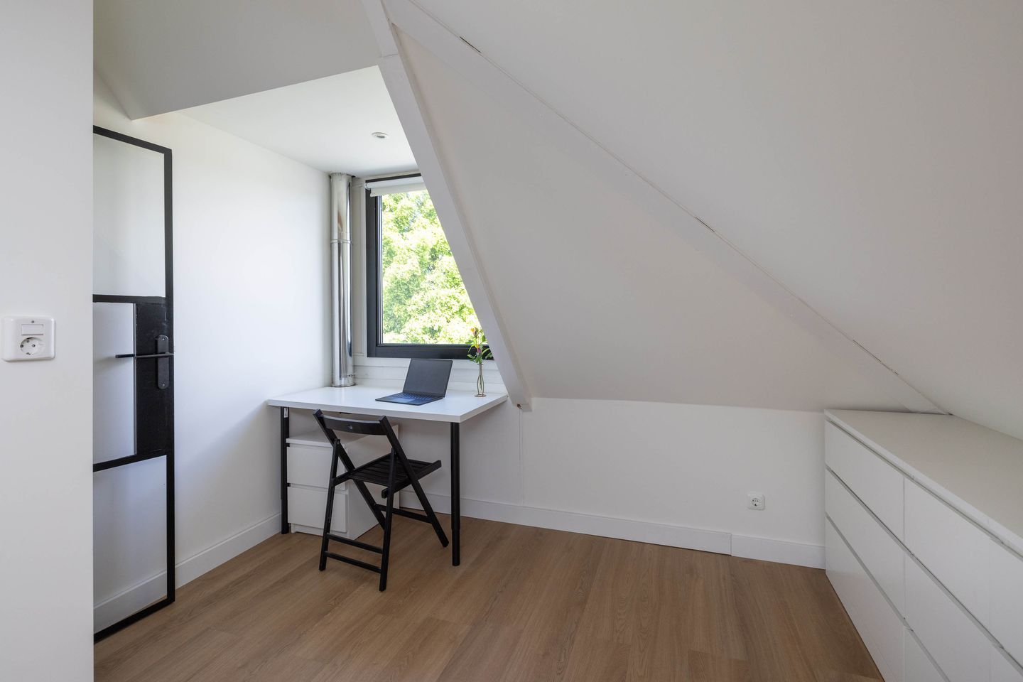 Foto 25 van Bongertsweg 12