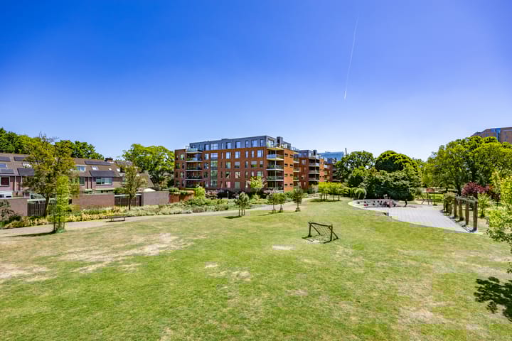 Photo 46 of van Vollenhovenlaan 42