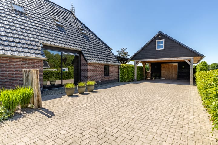 Foto 15 van Leeksterweg 49