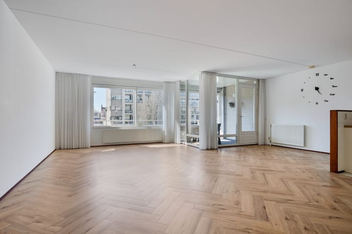 Foto 3 van Anna van Burenstraat 39