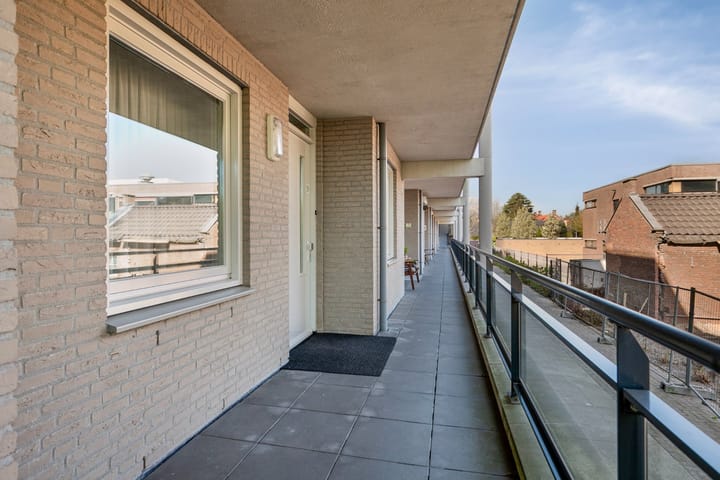 Foto 17 van Anna van Burenstraat 39