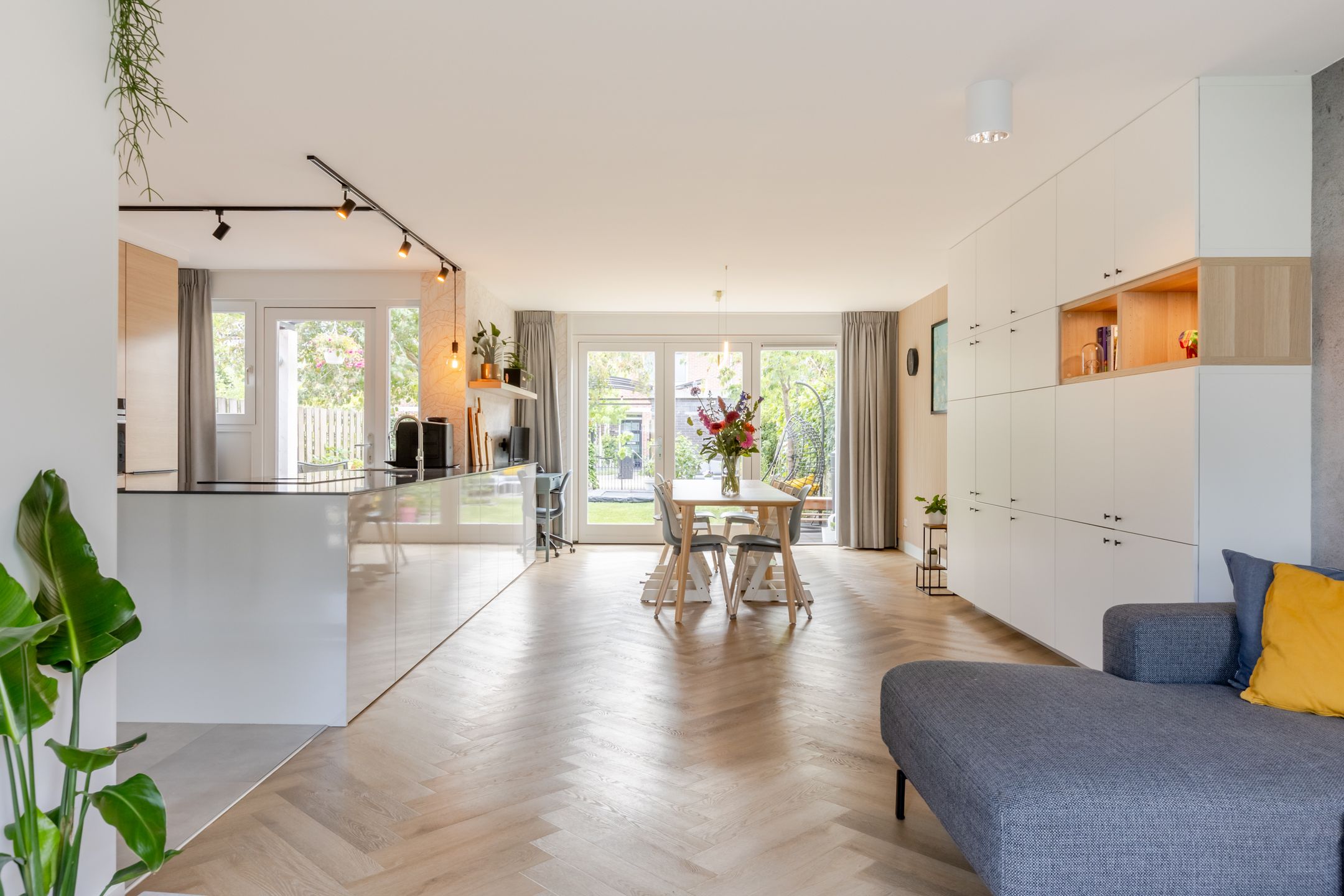 Foto 9 van Vrouwenmantel 45