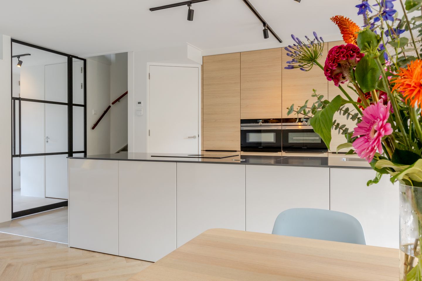 Foto 14 van Vrouwenmantel 45