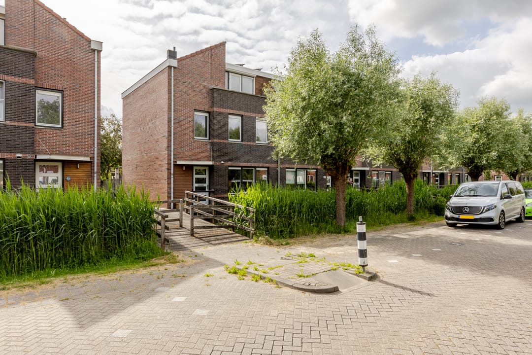 Foto 62 van Vrouwenmantel 45