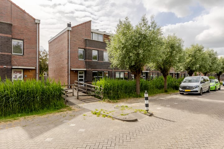 Foto 63 van Vrouwenmantel 45