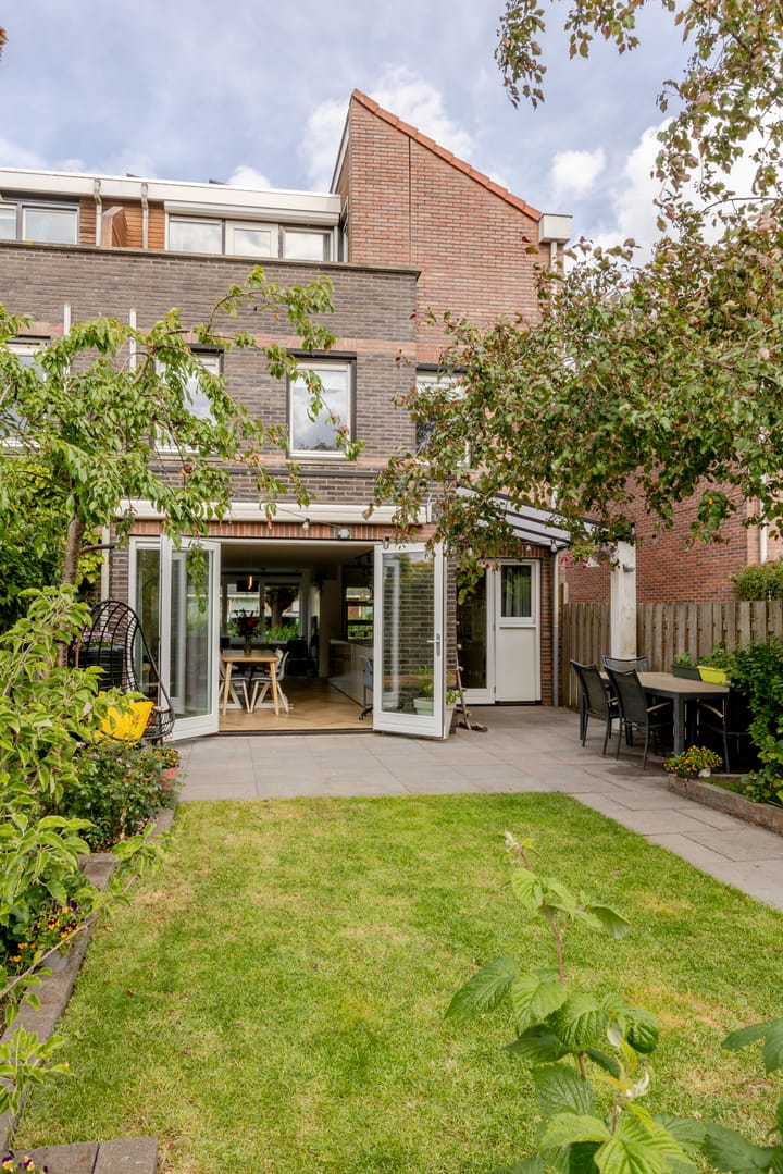 Foto 83 van Vrouwenmantel 45