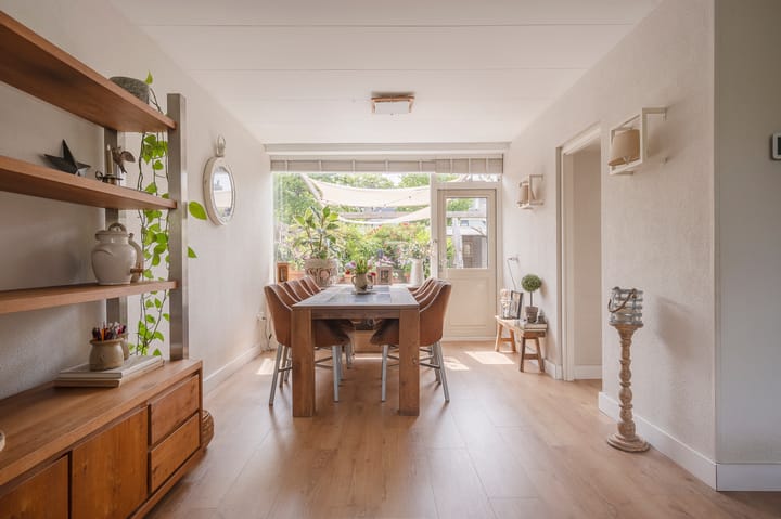 Photo 20 of Van Warmondlaan 1