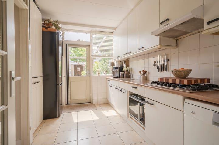 Photo 24 of Van Warmondlaan 1