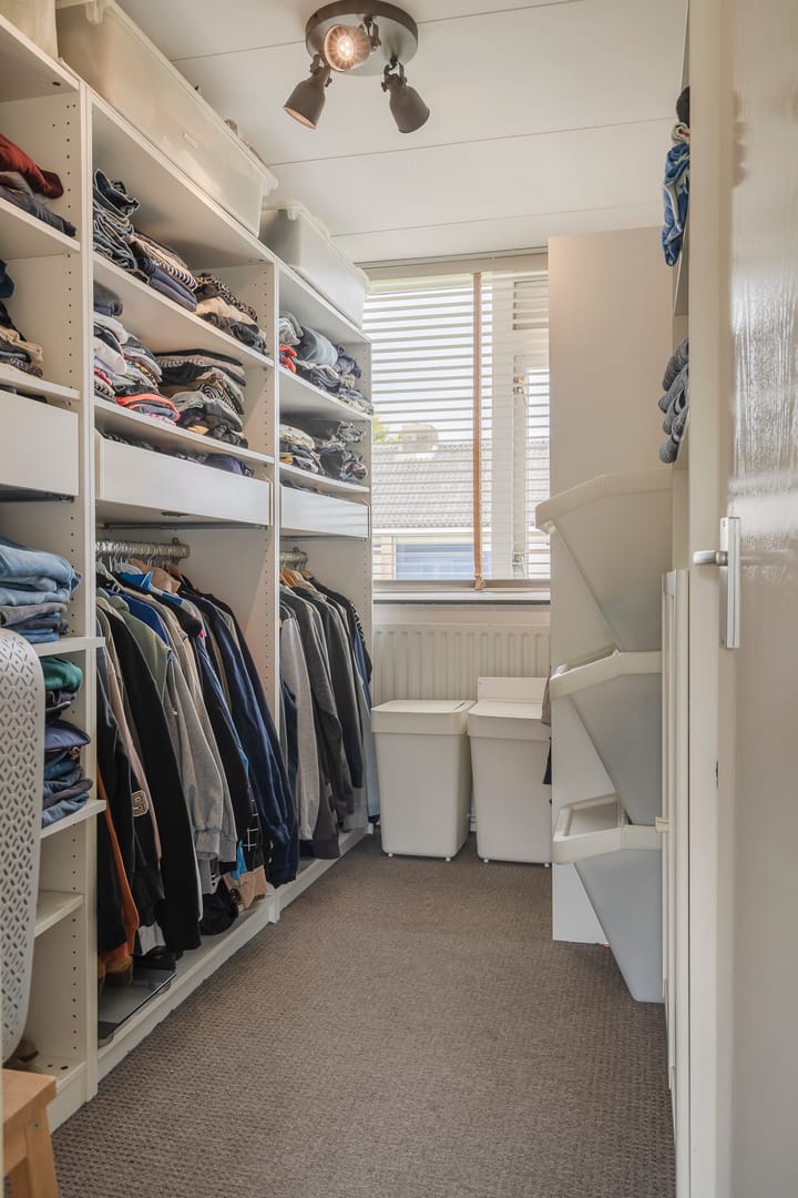 Photo 38 of Van Warmondlaan 1