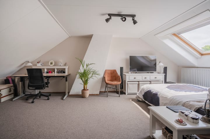 Photo 52 of Van Warmondlaan 1