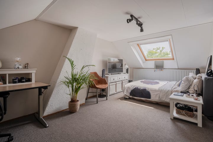 Photo 53 of Van Warmondlaan 1