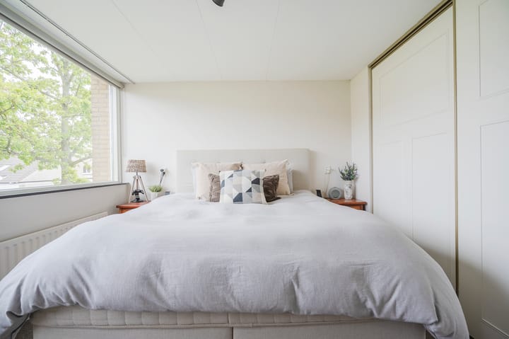 Photo 43 of Van Warmondlaan 1