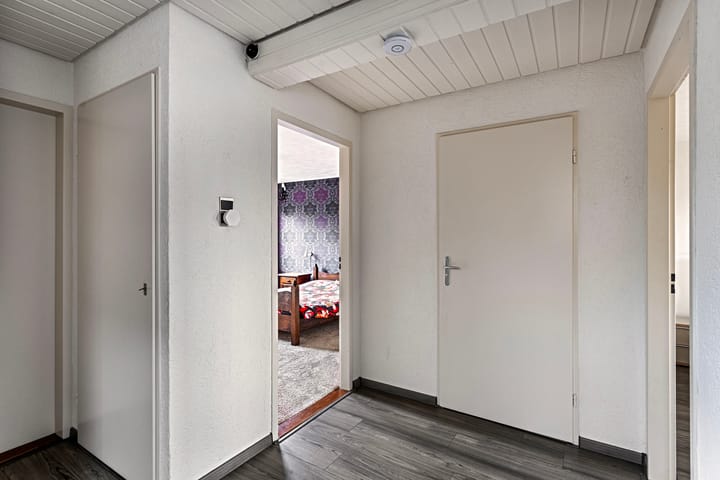 Foto 16 van Helenadal 8