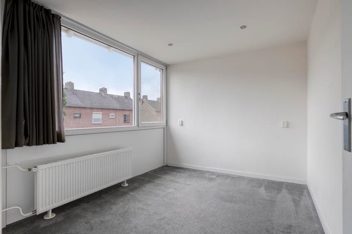 Foto 12 van Cornelis Bloemaertstraat 69