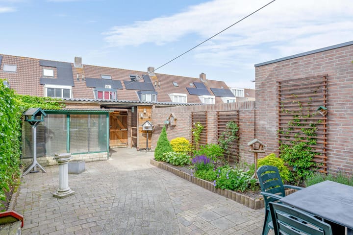 Foto 12 van Marga Klompéstraat 49