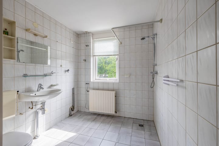 Foto 17 van Marga Klompéstraat 49