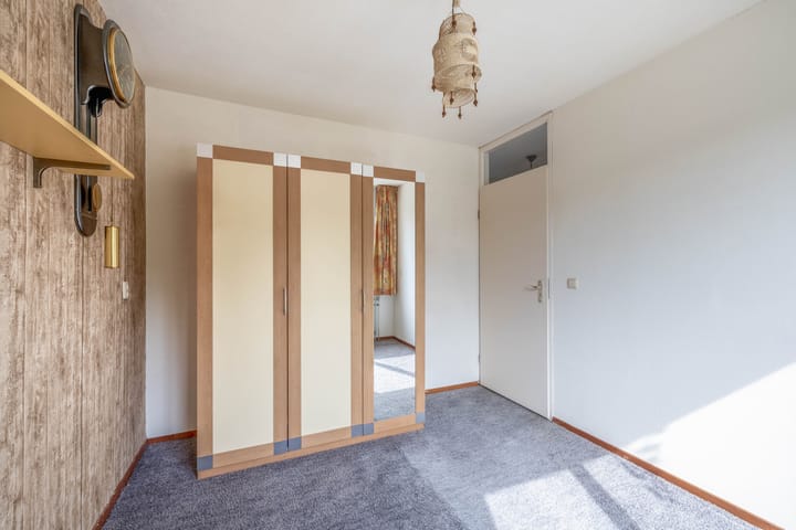 Foto 23 van Marga Klompéstraat 49