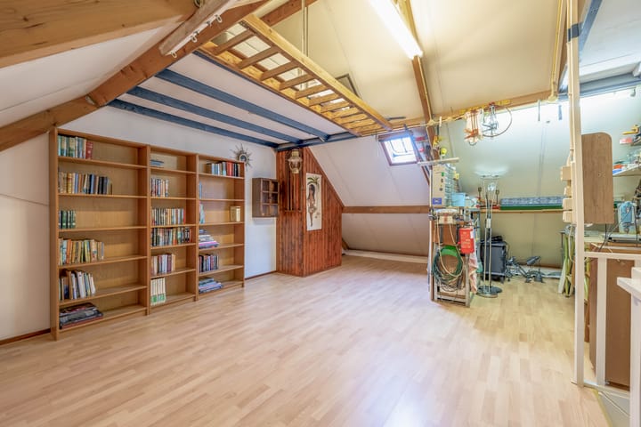 Foto 24 van Marga Klompéstraat 49