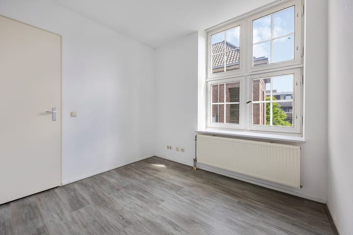 Foto 24 van Swalmerstraat 62