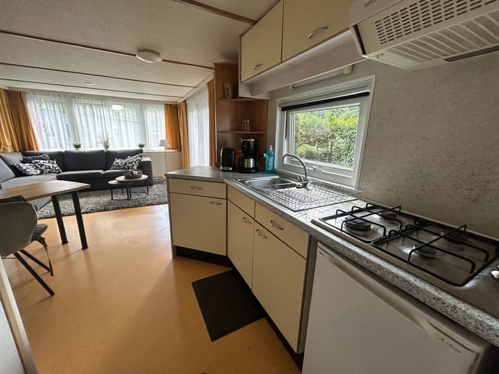 Foto 12 van Barteweg 15-H203