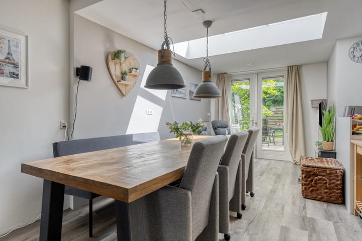 Photo 6 of Entinge 122