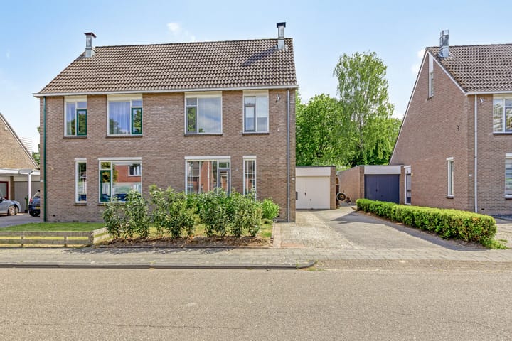 Photo 8 of Entinge 122