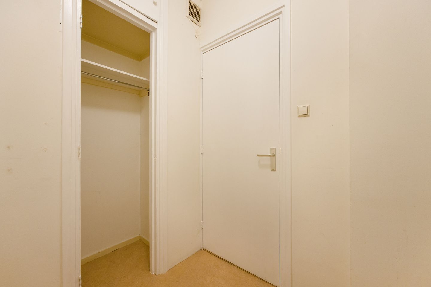 Foto 19 van De Hooghlaan 2-B39